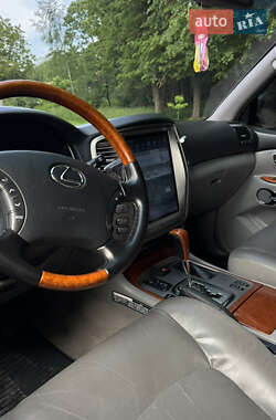 Внедорожник / Кроссовер Lexus LX 2005 в 