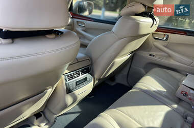 Внедорожник / Кроссовер Lexus LX 2008 в 