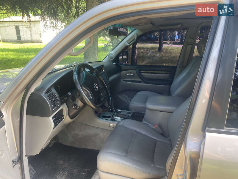 Внедорожник / Кроссовер Lexus LX 2003 в Христиновке