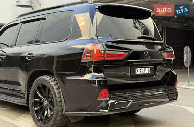 Внедорожник / Кроссовер Lexus LX 2008 в 