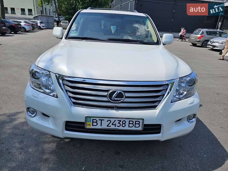 Внедорожник / Кроссовер Lexus LX 2008 в Днепре