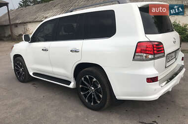 Позашляховик / Кросовер Lexus LX 2011 в 
