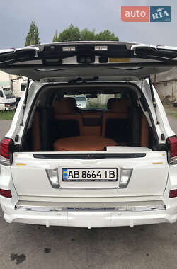 Позашляховик / Кросовер Lexus LX 2011 в 
