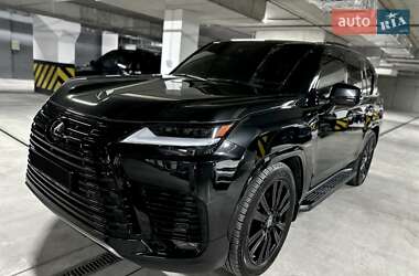 Внедорожник / Кроссовер Lexus LX 2023 в 