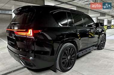 Внедорожник / Кроссовер Lexus LX 2023 в 