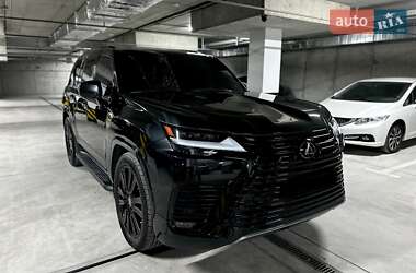Внедорожник / Кроссовер Lexus LX 2023 в 