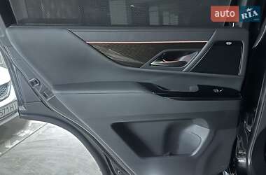 Внедорожник / Кроссовер Lexus LX 2023 в 