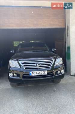 Позашляховик / Кросовер Lexus LX 2008 в 