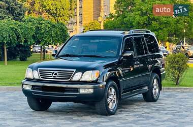 Внедорожник / Кроссовер Lexus LX 2006 в 