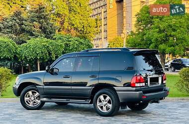 Внедорожник / Кроссовер Lexus LX 2006 в 