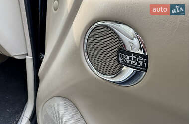 Внедорожник / Кроссовер Lexus LX 2005 в 