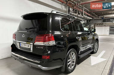 Внедорожник / Кроссовер Lexus LX 2013 в 
