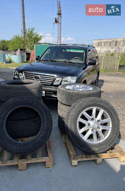 Внедорожник / Кроссовер Lexus LX 2006 в 