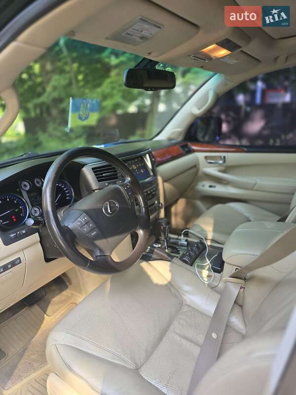Внедорожник / Кроссовер Lexus LX 2008 в Ивано-Франковске фото 5 Внедорожник / Кроссовер Lexus LX 2008 в Ивано-Франковске