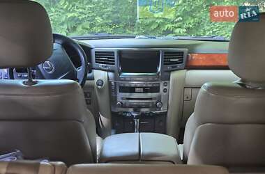 Внедорожник / Кроссовер Lexus LX 2008 в 