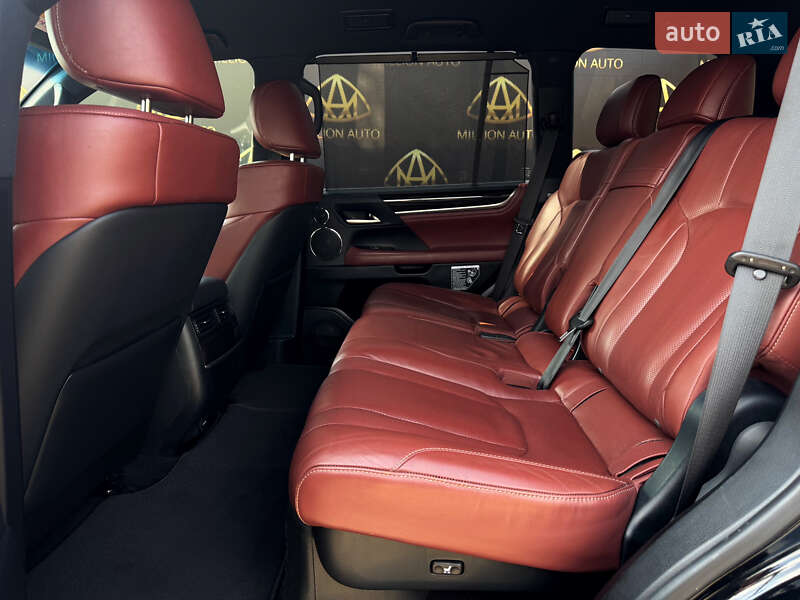 Внедорожник / Кроссовер Lexus LX 2019 в Киеве