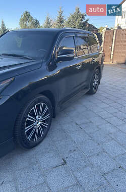 Внедорожник / Кроссовер Lexus LX 2019 в 