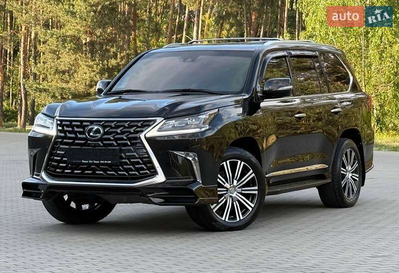 Позашляховик / Кросовер Lexus LX 2016 в Рівному