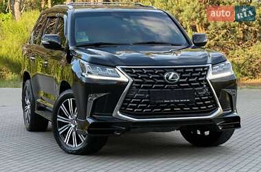 Позашляховик / Кросовер Lexus LX 2016 в 