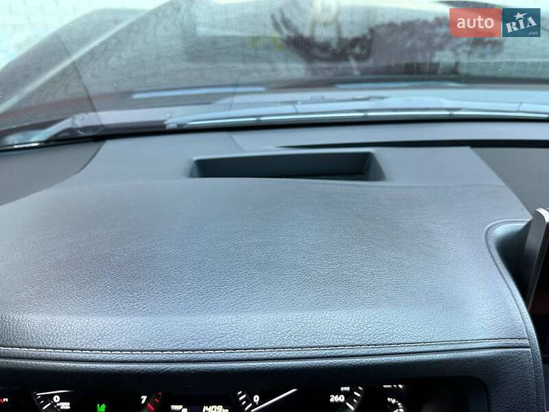 Позашляховик / Кросовер Lexus LX 2016 в Рівному