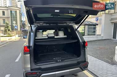 Позашляховик / Кросовер Lexus LX 2022 в 