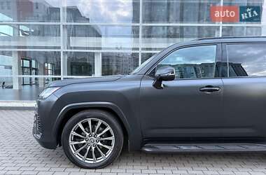 Внедорожник / Кроссовер Lexus LX 2023 в 