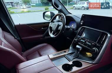 Внедорожник / Кроссовер Lexus LX 2023 в 
