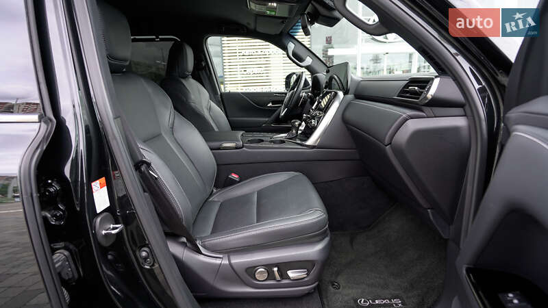 Внедорожник / Кроссовер Lexus LX 2024 в Львове