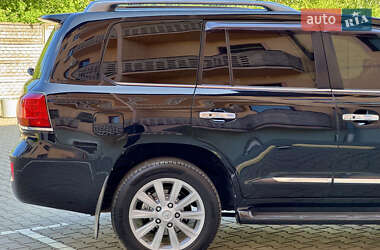 Позашляховик / Кросовер Lexus LX 2008 в 