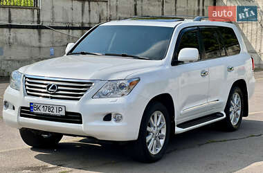 Внедорожник / Кроссовер Lexus LX 2008 в 