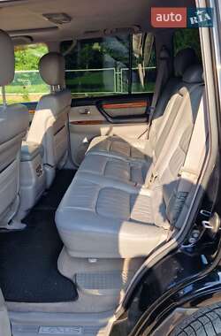 Внедорожник / Кроссовер Lexus LX 2007 в 