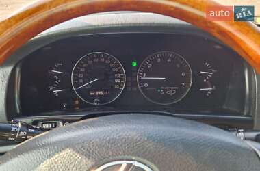 Внедорожник / Кроссовер Lexus LX 2007 в 