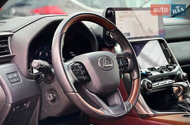 Позашляховик / Кросовер Lexus LX 2022 в 