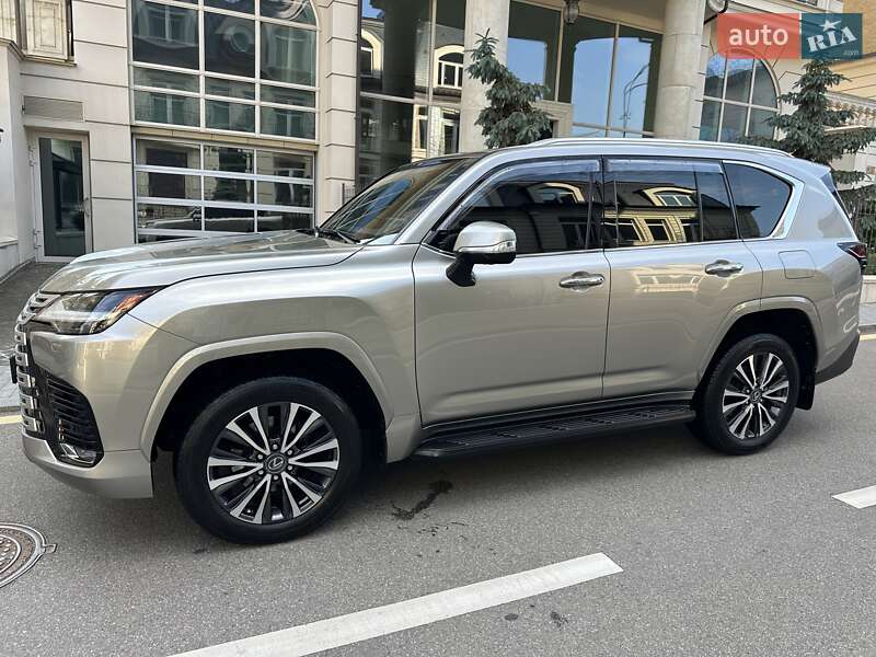 Внедорожник / Кроссовер Lexus LX 2022 в Киеве