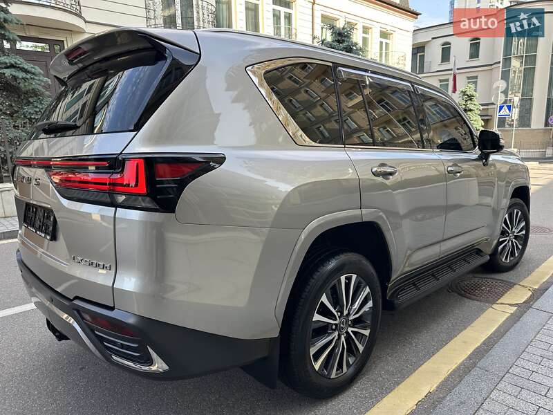 Внедорожник / Кроссовер Lexus LX 2022 в Киеве