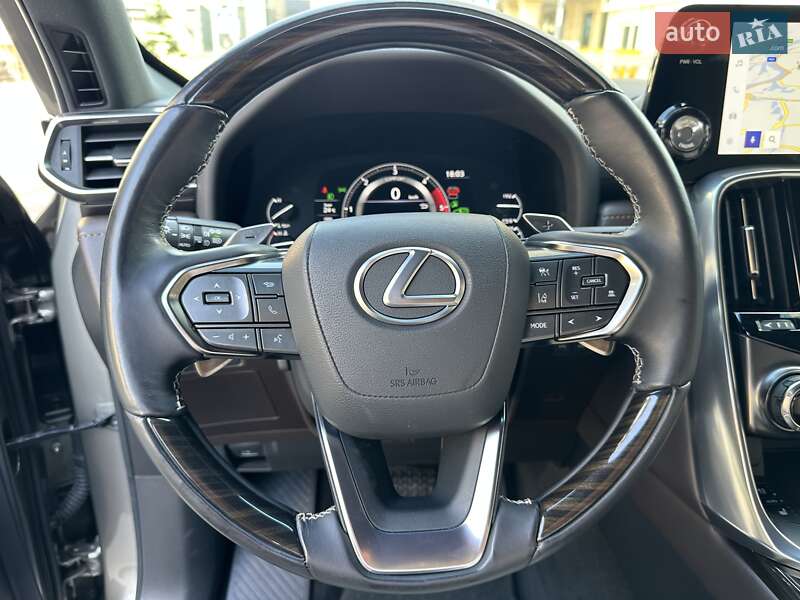 Внедорожник / Кроссовер Lexus LX 2022 в Киеве