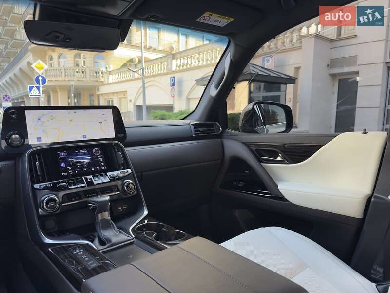 Внедорожник / Кроссовер Lexus LX 2022 в Киеве