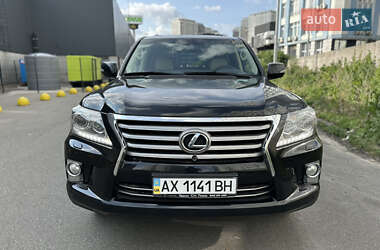 Внедорожник / Кроссовер Lexus LX 2012 в 