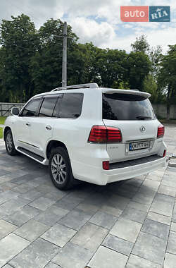 Внедорожник / Кроссовер Lexus LX 2011 в 