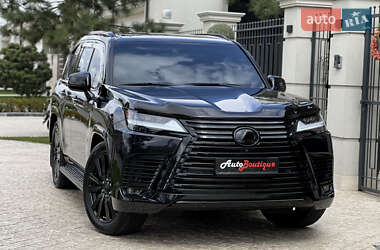Позашляховик / Кросовер Lexus LX 2023 в 