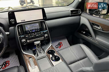 Позашляховик / Кросовер Lexus LX 2023 в 