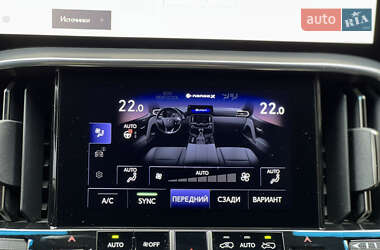 Позашляховик / Кросовер Lexus LX 2023 в 