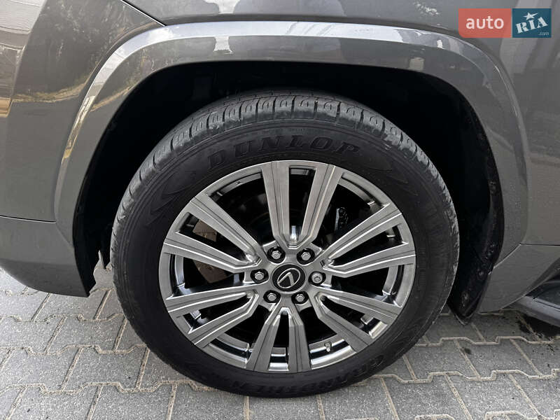 Внедорожник / Кроссовер Lexus LX 2022 в Черновцах