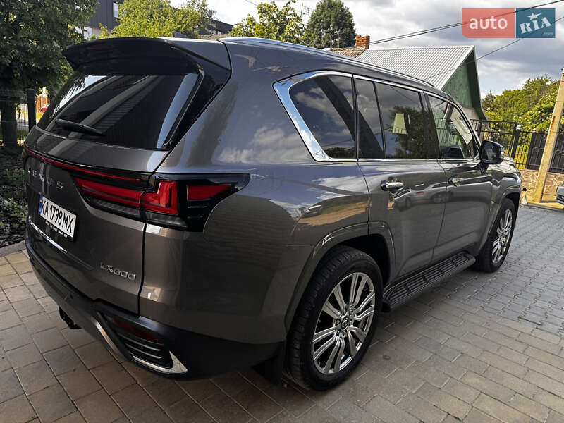 Внедорожник / Кроссовер Lexus LX 2022 в Черновцах