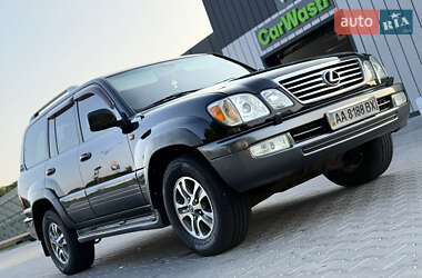 Внедорожник / Кроссовер Lexus LX 2006 в 