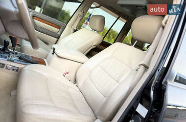 Внедорожник / Кроссовер Lexus LX 2006 в 