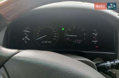 Внедорожник / Кроссовер Lexus LX 2004 в 