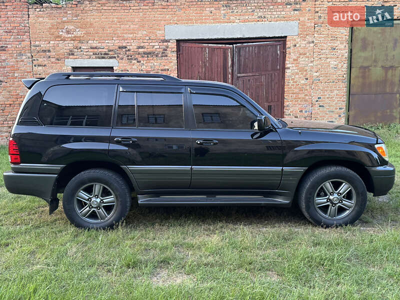 Внедорожник / Кроссовер Lexus LX 2006 в Тульчине
