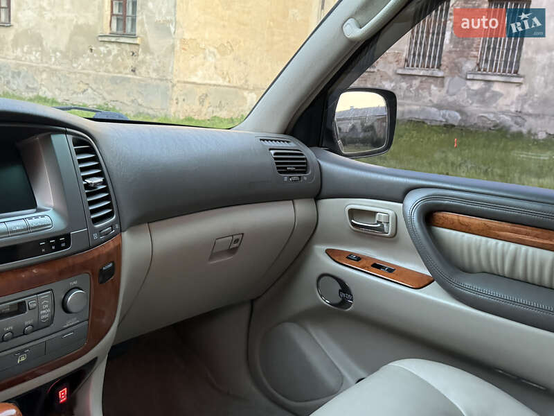Внедорожник / Кроссовер Lexus LX 2006 в Тульчине