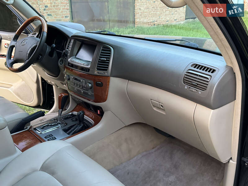 Внедорожник / Кроссовер Lexus LX 2006 в Тульчине